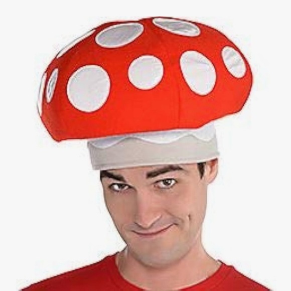 NWT White & Red Mushroom Plush Caps - Perfect for Parties, Cosplay & Festivities - Picture 1 of 3
